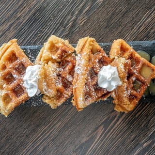 UNC'S BREAD PUDDIN WAFFLE